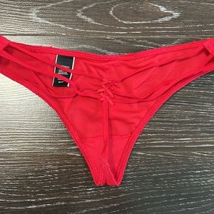 ❗️Brand New❗️Victoria’s Secret V-String